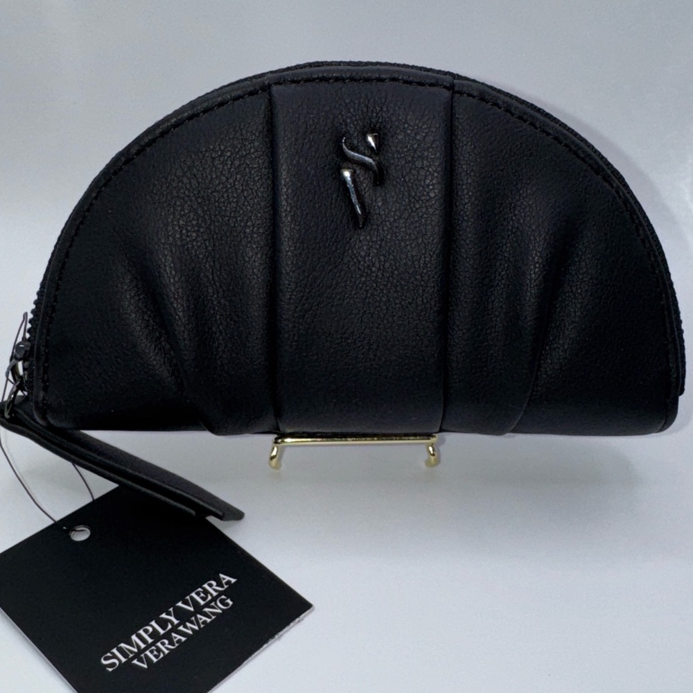 Simply Vera Vera Wang Black Pleated Half Moon Wallet - Picture 1 of 6